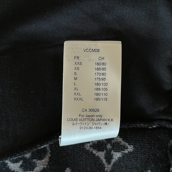 Louis Vuitton Black & Grey Monogram Fleece Zip Up Jacket - Picture 6 of 6